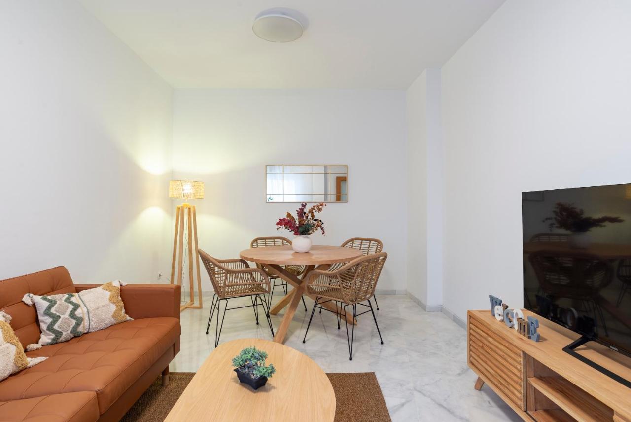 Carrera I & Old Town By Ele Apartments Málaga Dış mekan fotoğraf